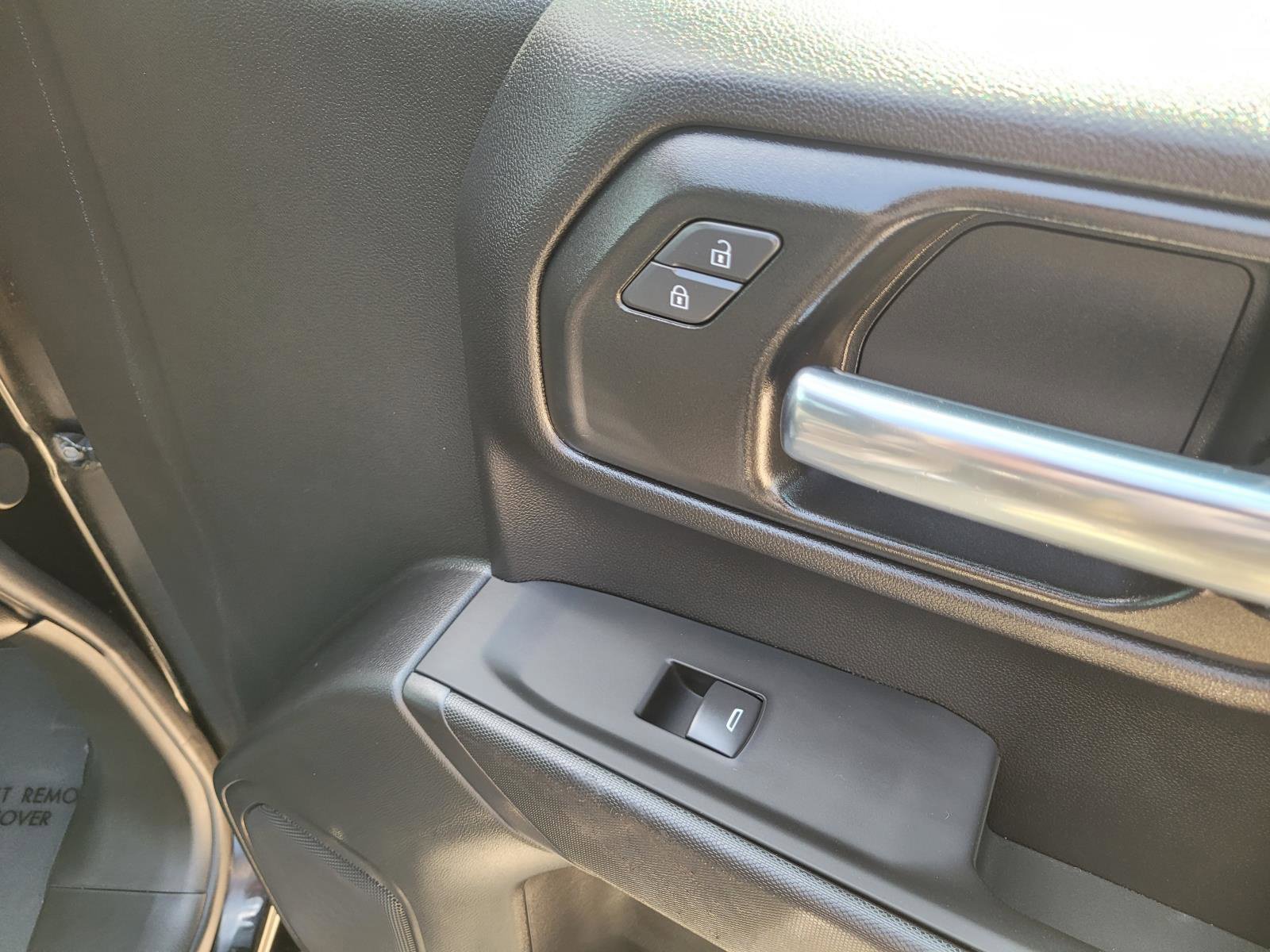 Used 2026 Chevrolet Silverado 1500 Custom AWD/4WD image 8