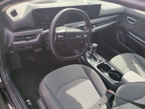 Used 2025 Kia K4 FWD image 10