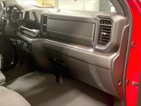 Used 2024 Chevrolet Silverado 1500 LT AWD/4WD image 13