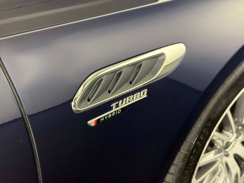 Used 2025 Mercedes-Benz E 53 AMG e 4MATIC Sedan image 22