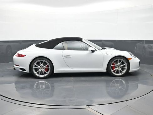 Certified 2019 Porsche 911 Carrera S RWD image 20