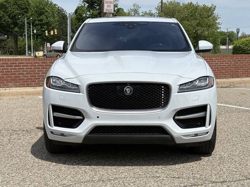 Used 2017 Jaguar F-PACE R-Sport AWD/4WD image 3