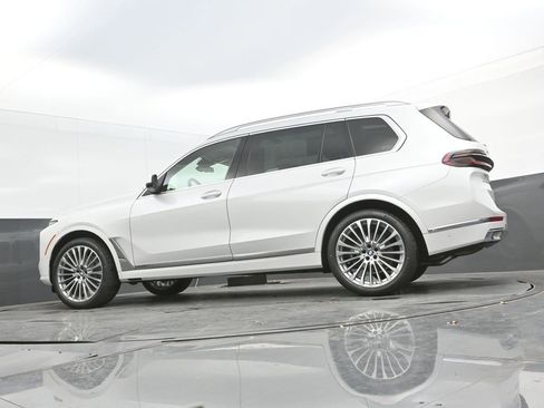 New 2026 BMW X7 xDrive40i image 49