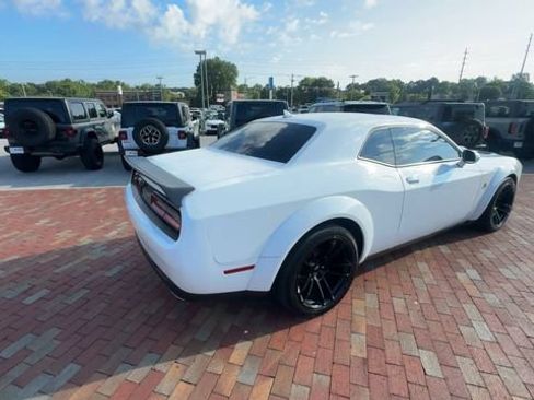 Used 2020 Dodge Challenger R/T Scat Pack RWD image 2