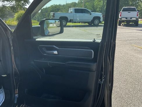 Used 2020 RAM 1500 Big Horn AWD/4WD image 32