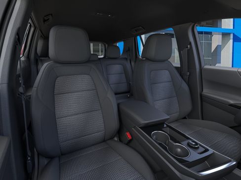 New 2026 Chevrolet Equinox LT w/ Safety and Technology Package FWD image 40