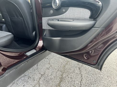 Used 2016 MINI Cooper Clubman FWD image 21