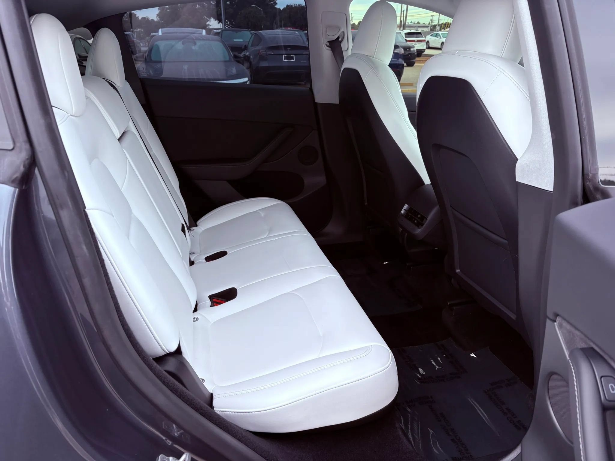 Used 2023 Tesla Model Y Performance AWD/4WD image 12