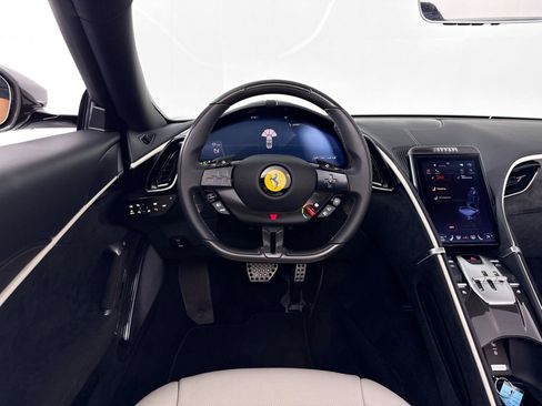 Used 2025 Ferrari Roma Spider RWD image 24