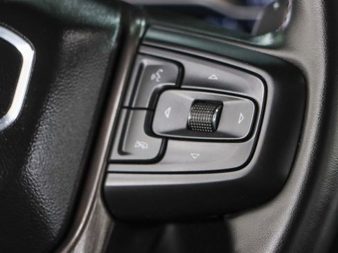 Used 2023 GMC Sierra 1500 AT4 w/ Technology Package AWD/4WD image 16
