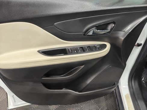 Used 2019 Buick Encore Essence w/ Experience Buick Package AWD/4WD image 44
