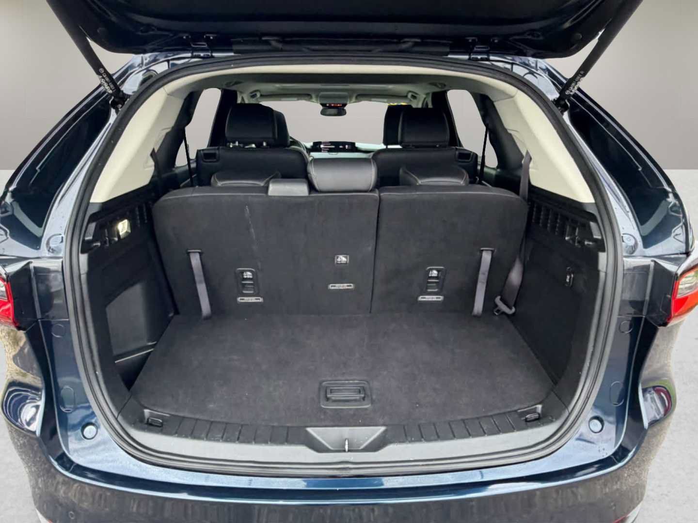 Used 2025 MAZDA CX-90 3.3 Turbo w/ Preferred Package AWD/4WD image 48