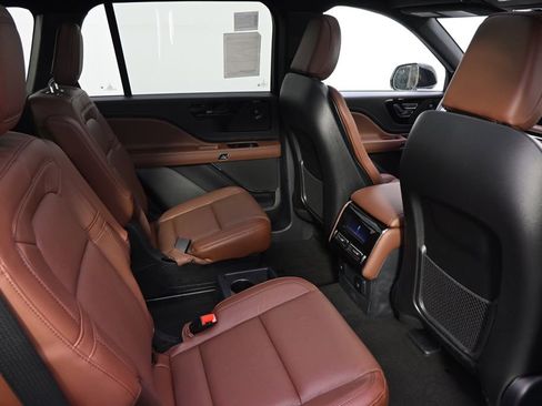 New 2026 Lincoln Aviator Reserve AWD/4WD image 18