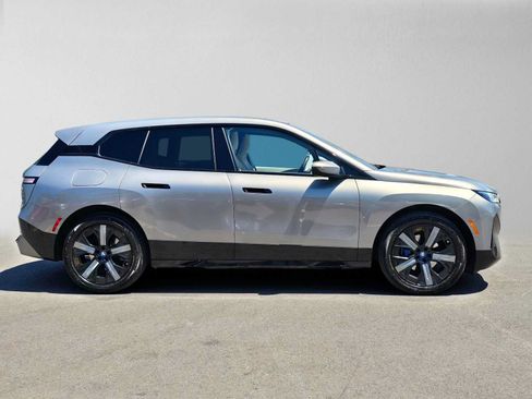 Used 2024 BMW iX xDrive50 w/ Premium Package AWD/4WD image 2