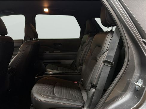 Used 2024 Nissan Pathfinder Rock Creek AWD/4WD image 25