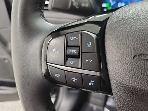 Used 2025 Ford Escape Platinum AWD/4WD image 23