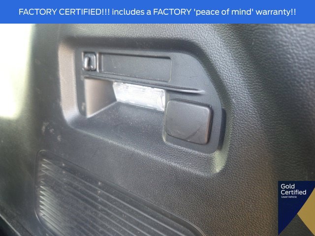 Used 2025 Ford Explorer ST-Line w/ ST-Line Street Pack AWD/4WD image 13