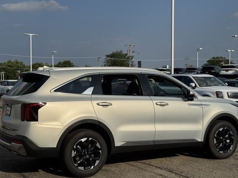 New 2026 Kia Sorento S AWD/4WD image 20