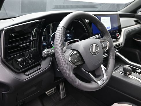 New 2026 Lexus TX 500h AWD image 12