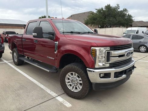 Used 2019 Ford F250 XLT w/ XLT Value Package AWD/4WD image 2
