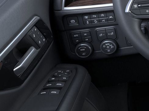 New 2026 Chevrolet Suburban Z71 w/ Comfort Package image 22