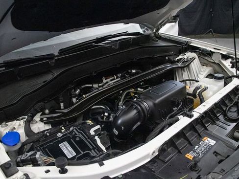 Used 2024 Ford Explorer ST-Line w/ Class IV Trailer Tow Package image 30