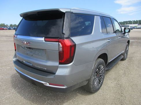 New 2026 GMC Yukon Elevation w/ Elevation Premium Package AWD/4WD image 4