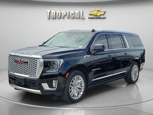 Used 2023 GMC Yukon XL Denali w/ Denali Reserve Package AWD/4WD image 1
