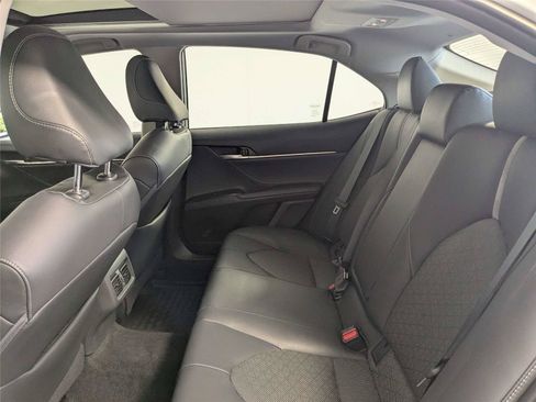 Used 2018 Toyota Camry XSE FWD image 35