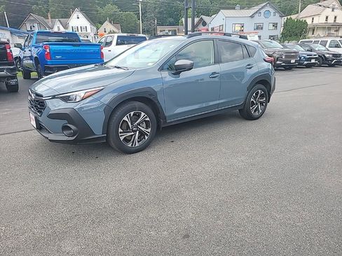 Used 2024 Subaru Crosstrek 2.0i Premium image 1