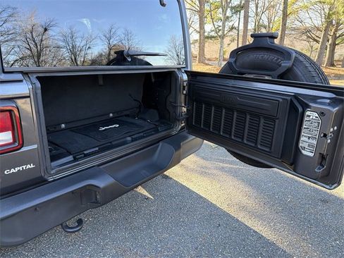 Used 2020 Jeep Wrangler Sport image 26