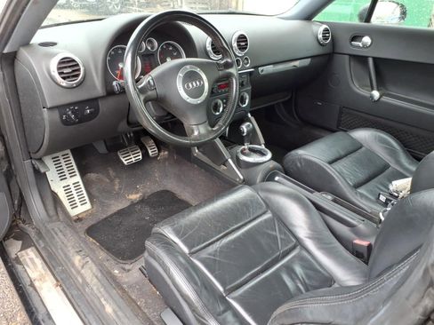 Used 2005 Audi TT 1.8T FWD image 10