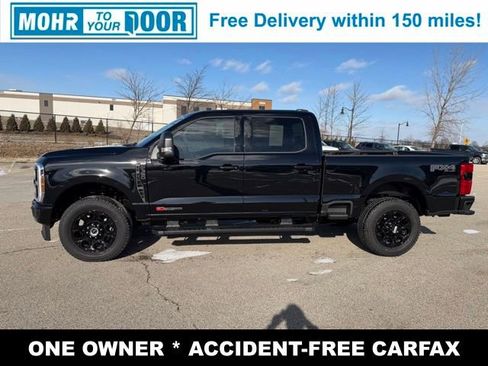 Used 2025 Ford F350 XLT w/ Black Appearance Package image 2