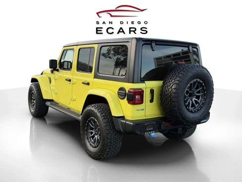Used 2023 Jeep Wrangler Unlimited Sahara w/ Cold Weather Group image 7