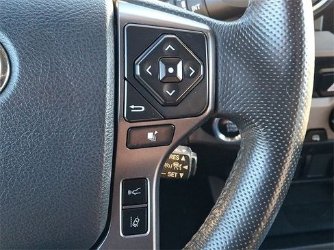 Certified 2019 Toyota Tacoma TRD Off-Road image 21