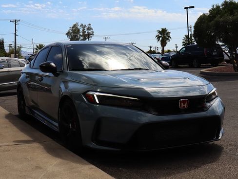 Used 2025 Honda Civic Type R image 14