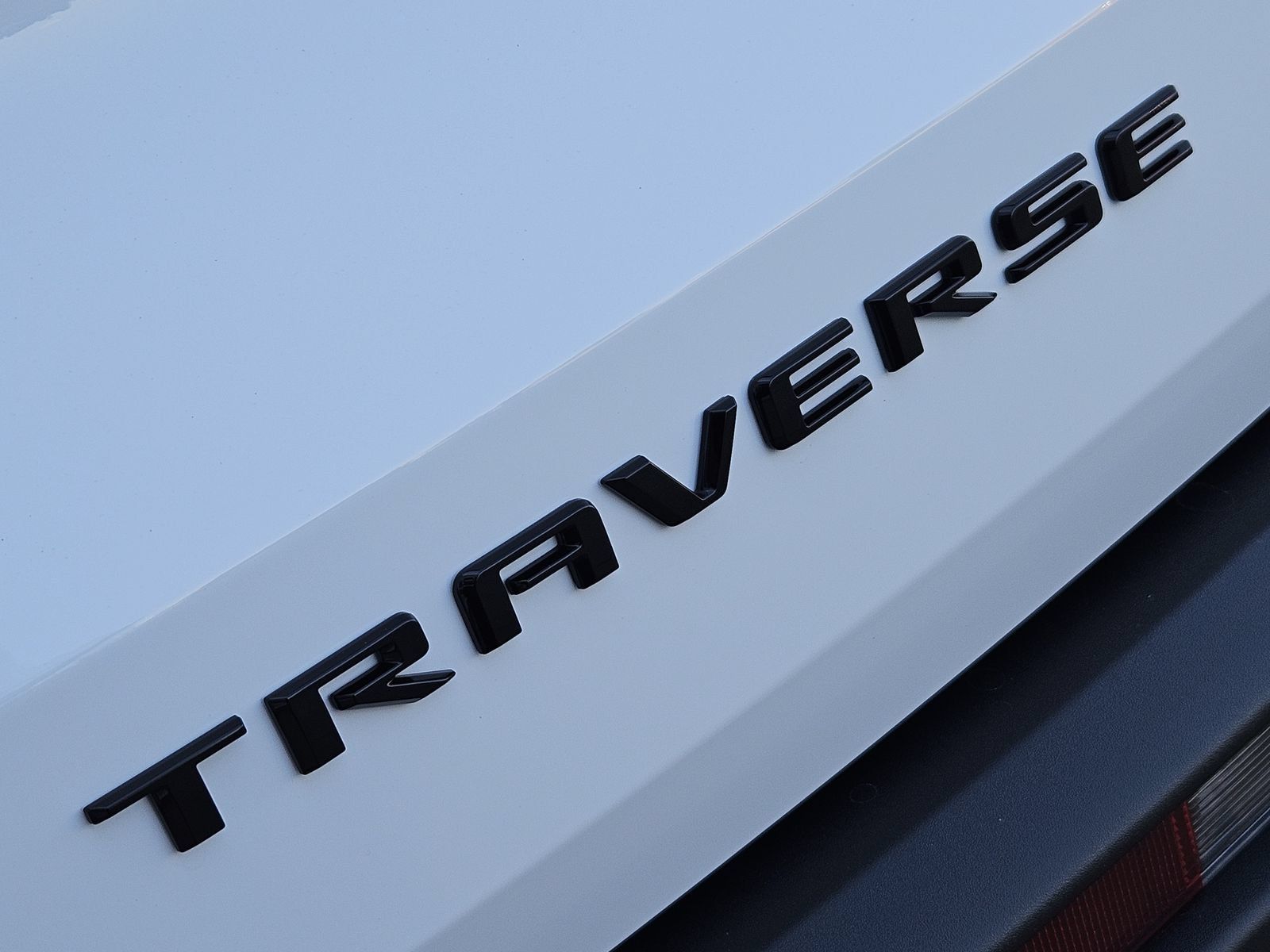 New 2027 Chevrolet Traverse LT w/ Midnight/Sport Edition FWD image 13