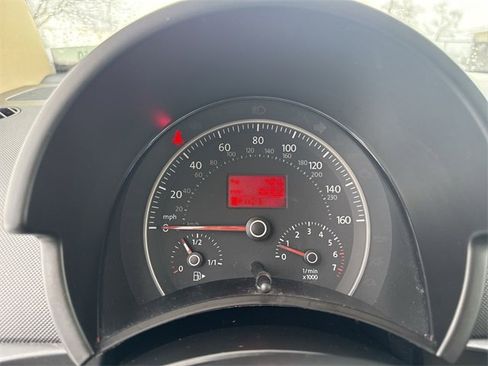 Used 2008 Volkswagen Beetle S image 17