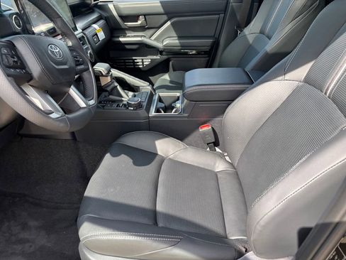 New 2026 Toyota 4Runner Limited AWD/4WD image 8