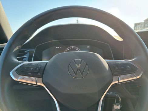 Used 2025 Volkswagen Jetta Sport image 28