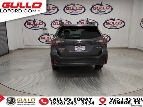 Used 2022 Subaru Outback Premium image 7