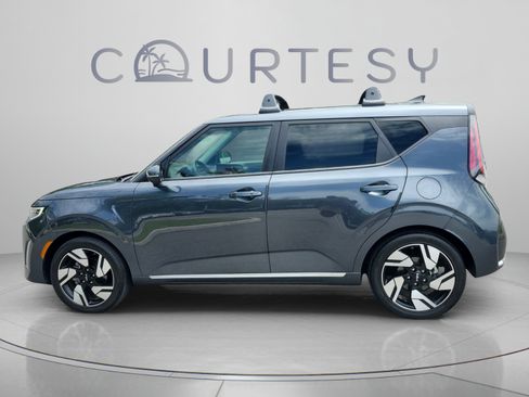 Certified 2025 Kia Soul GT-Line w/ GT-Line Technology Package FWD image 2