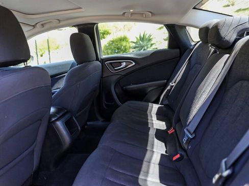 Used 2015 Chrysler 200 Limited w/ Convenience Group FWD image 21