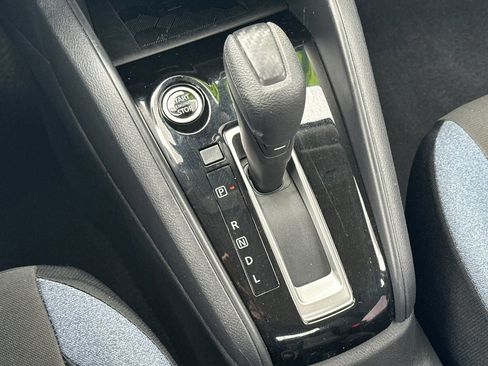 Used 2025 Nissan Versa SV image 20