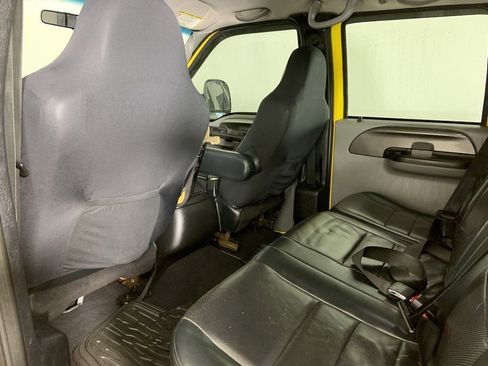 Used 2005 Ford F250 Lariat image 24