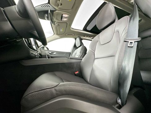 Used 2025 Volvo XC60 B5 Plus w/ Protection Package Premier image 16