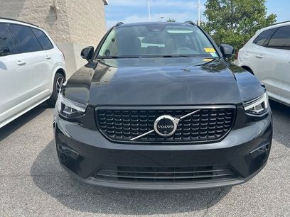 Certified 2024 Volvo XC40 B5 Plus w/ Climate Package