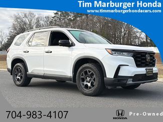 Used 2025 Honda Pilot TrailSport video 1