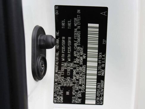 Used 2016 Toyota Sienna Limited Premium image 31