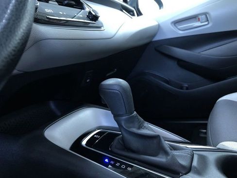 Certified 2024 Toyota Corolla LE image 29